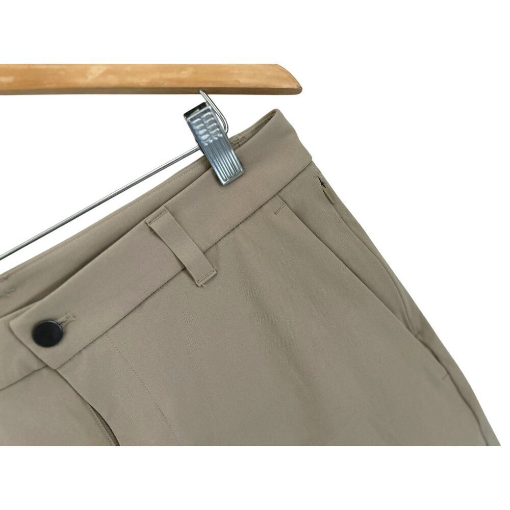 Lululemon Commission Shorts Slim Warpstreme 9” Tan Mens Size 32 - Picture 3 of 8